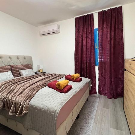 Lolita Apartment Рийека Екстериор снимка
