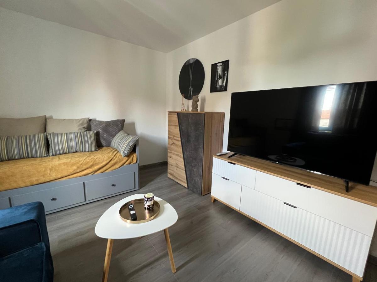 Lolita Apartment Рийека Екстериор снимка