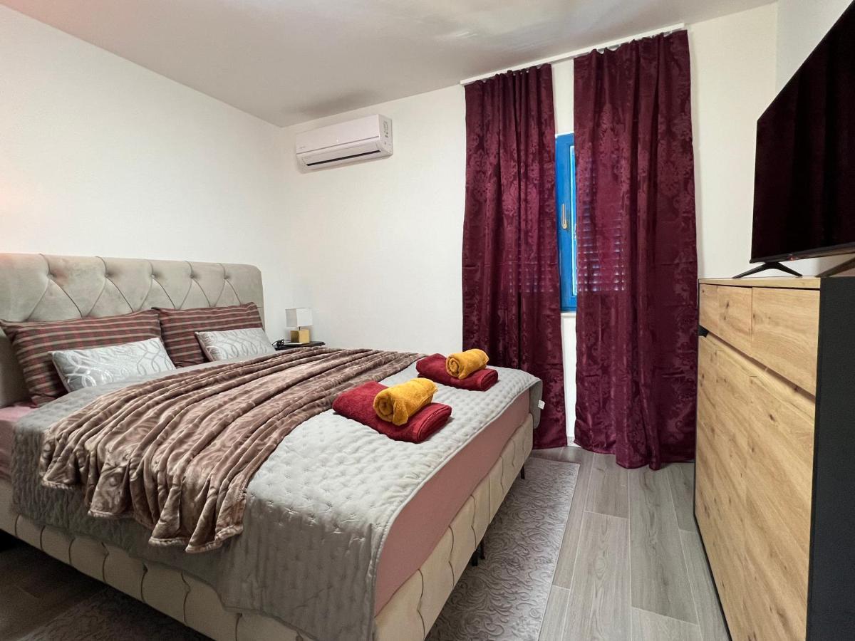 Lolita Apartment Рийека Екстериор снимка
