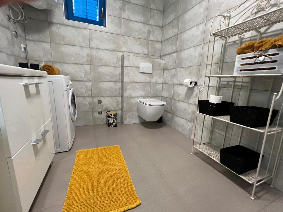 Lolita Apartment Рийека Екстериор снимка